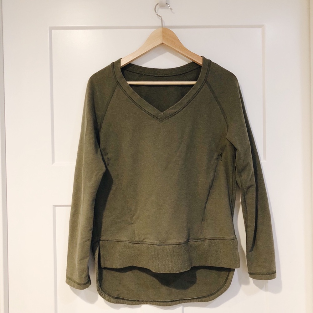 LULULEMON SWEATSHIRT